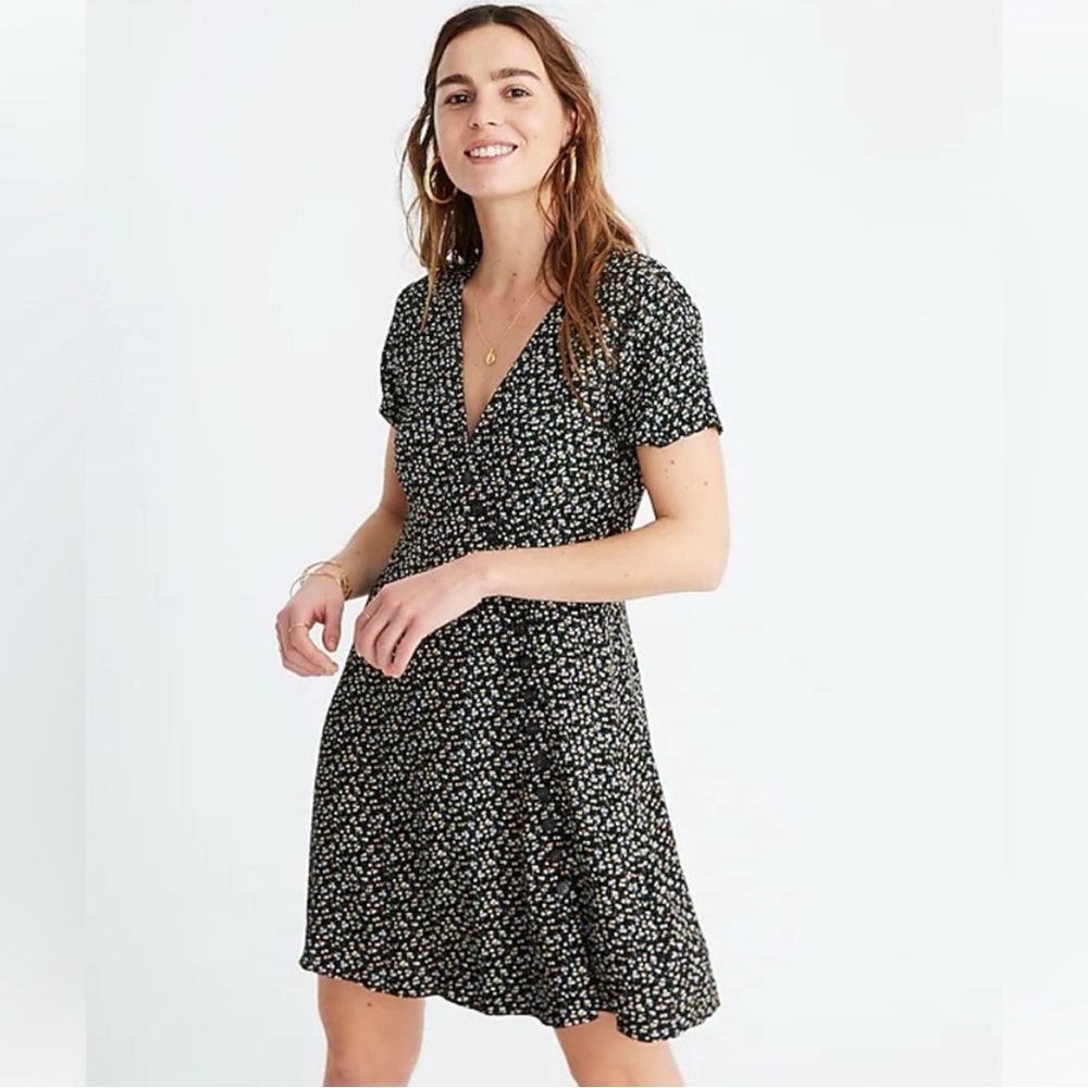Madewell Black Mini Dress Elegant and Versatile